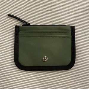 NWOT Lululemon true identity card case